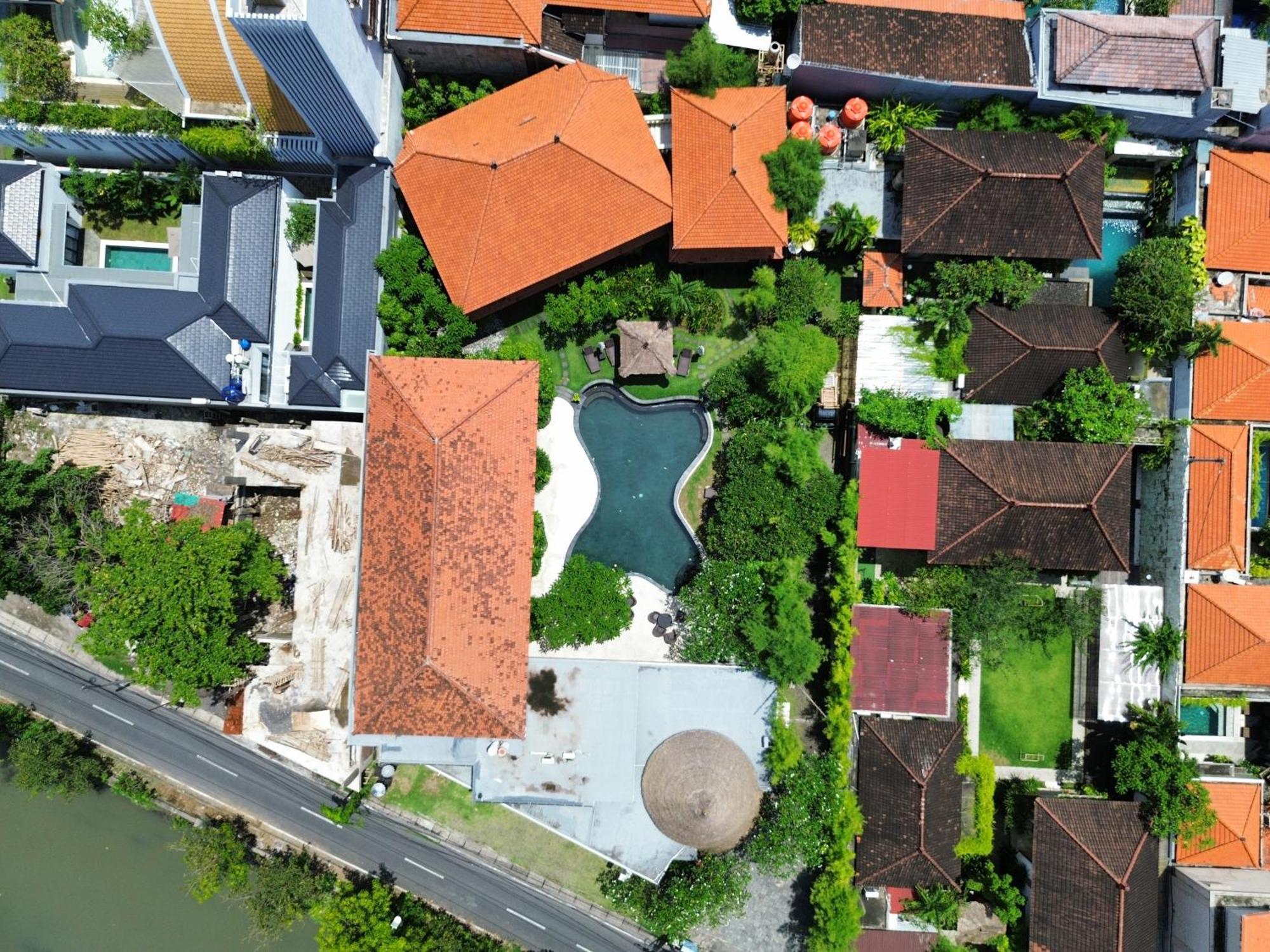 Villa Diana Bali 16 Bedrooms Seminyak  Exterior photo