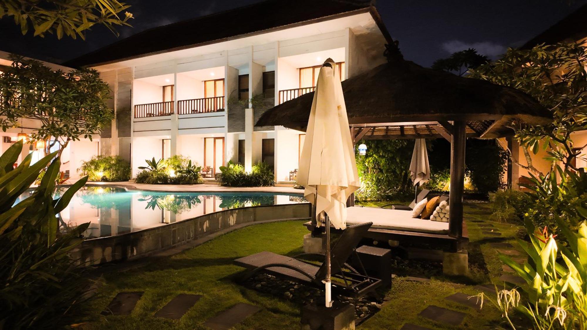 Villa Diana Bali 16 Bedrooms Seminyak  Exterior photo