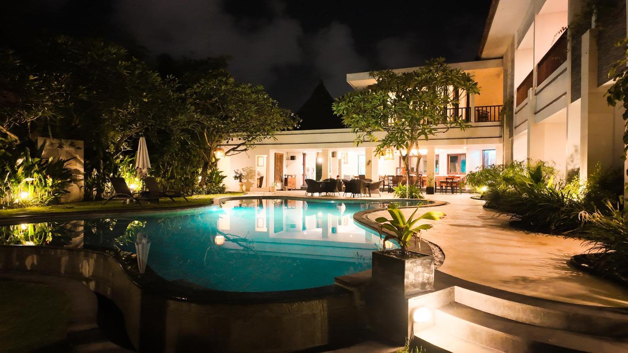 Villa Diana Bali 16 Bedrooms Seminyak  Exterior photo