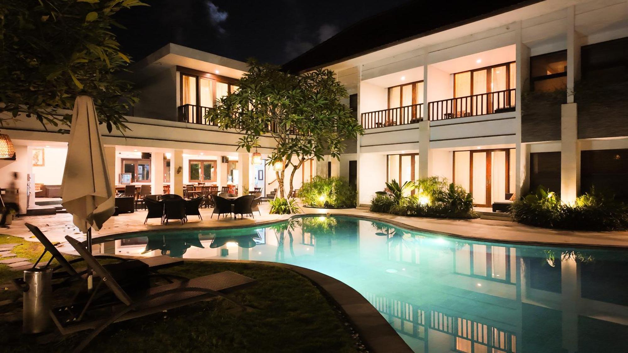 Villa Diana Bali 16 Bedrooms Seminyak  Exterior photo