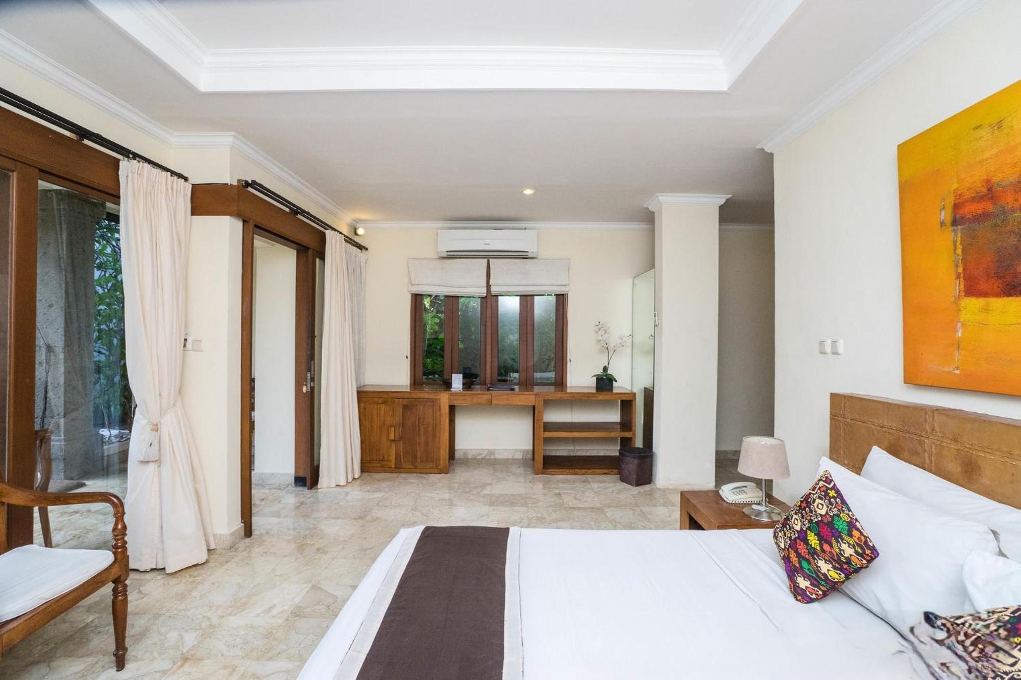 Villa Diana Bali 16 Bedrooms Seminyak  Exterior photo