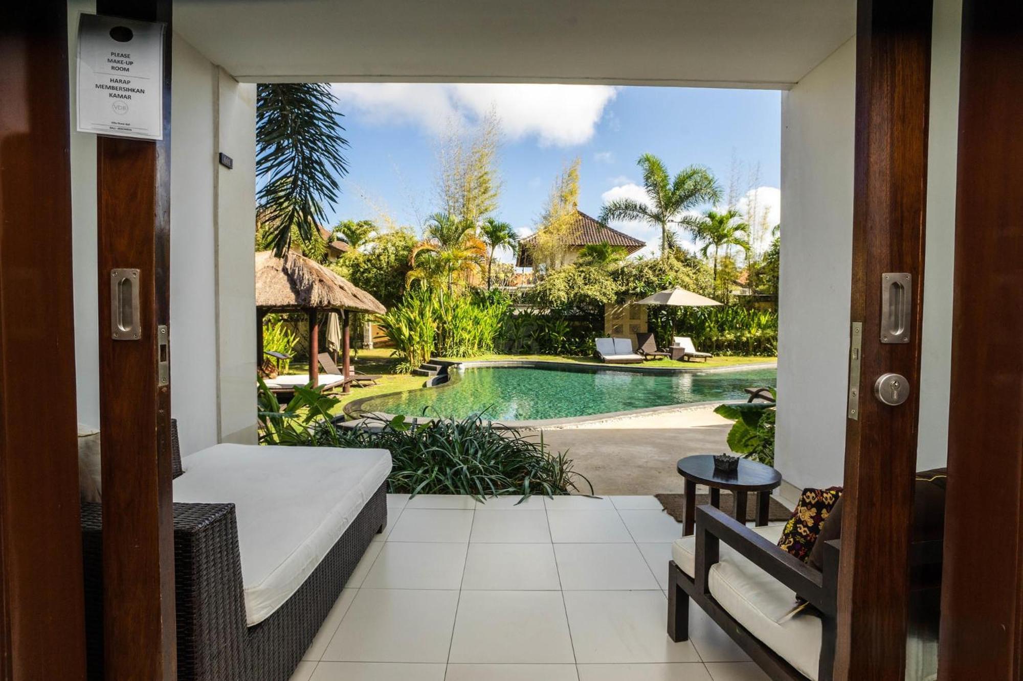 Villa Diana Bali 16 Bedrooms Seminyak  Exterior photo