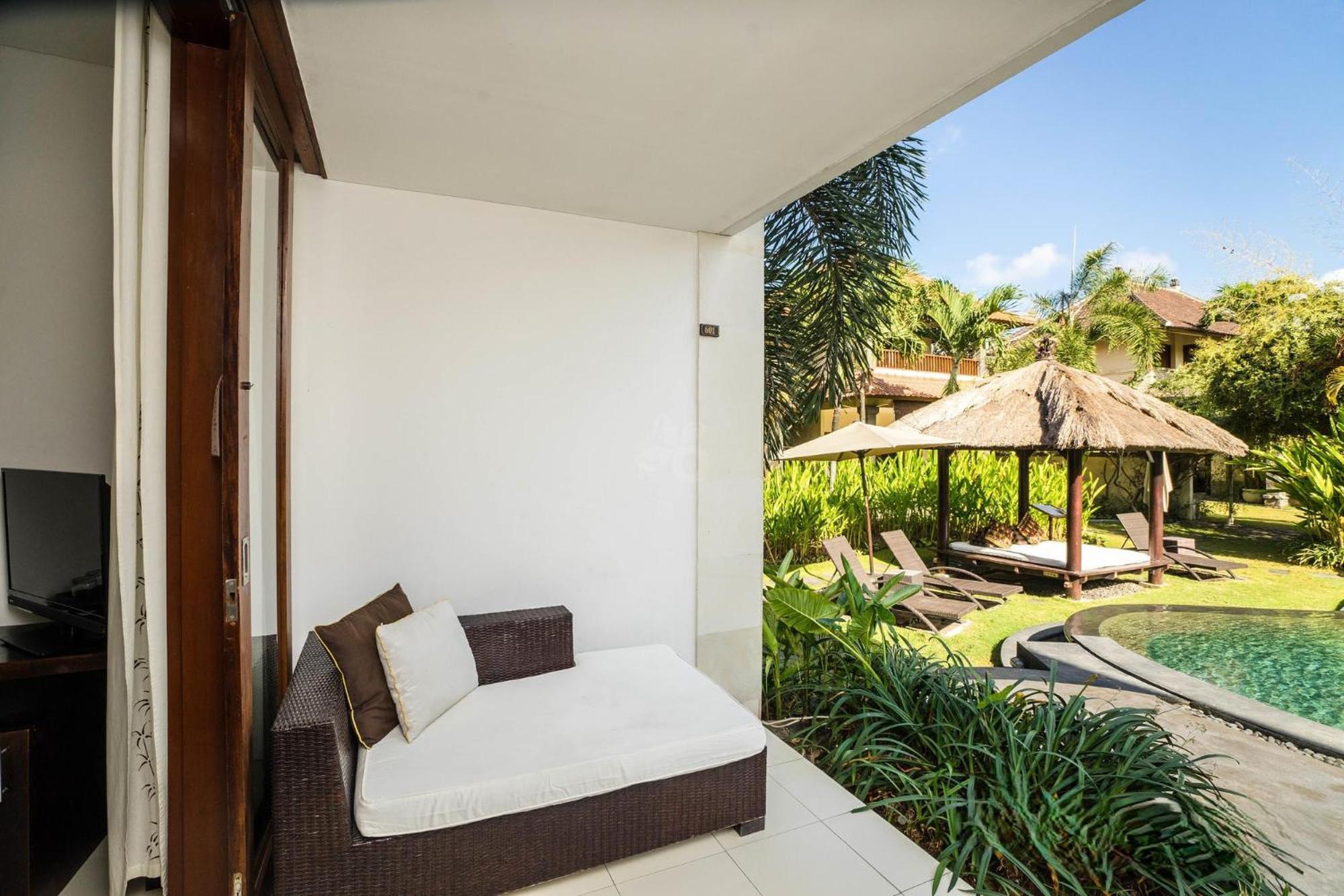 Villa Diana Bali 16 Bedrooms Seminyak  Exterior photo