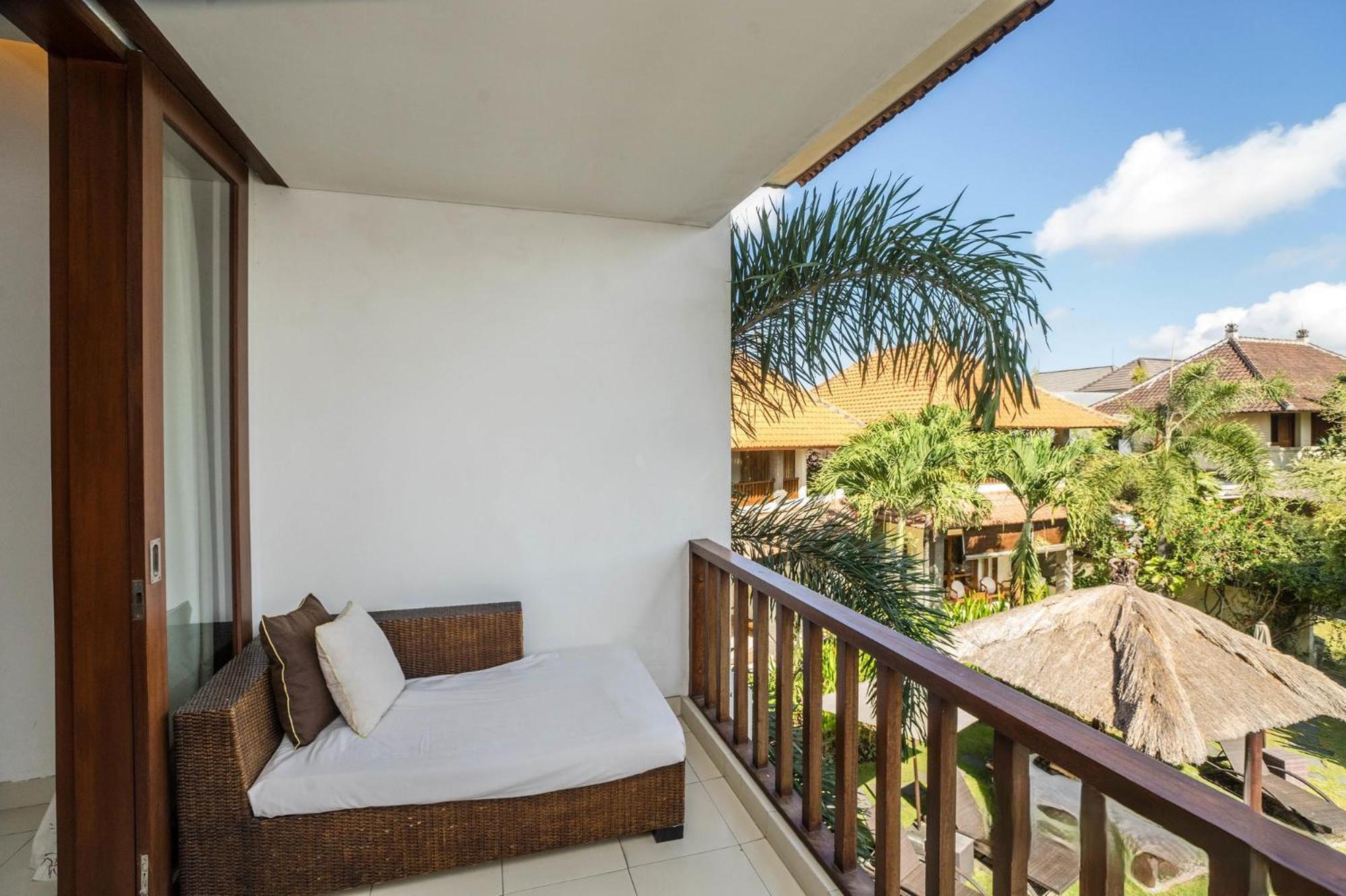 Villa Diana Bali 16 Bedrooms Seminyak  Exterior photo