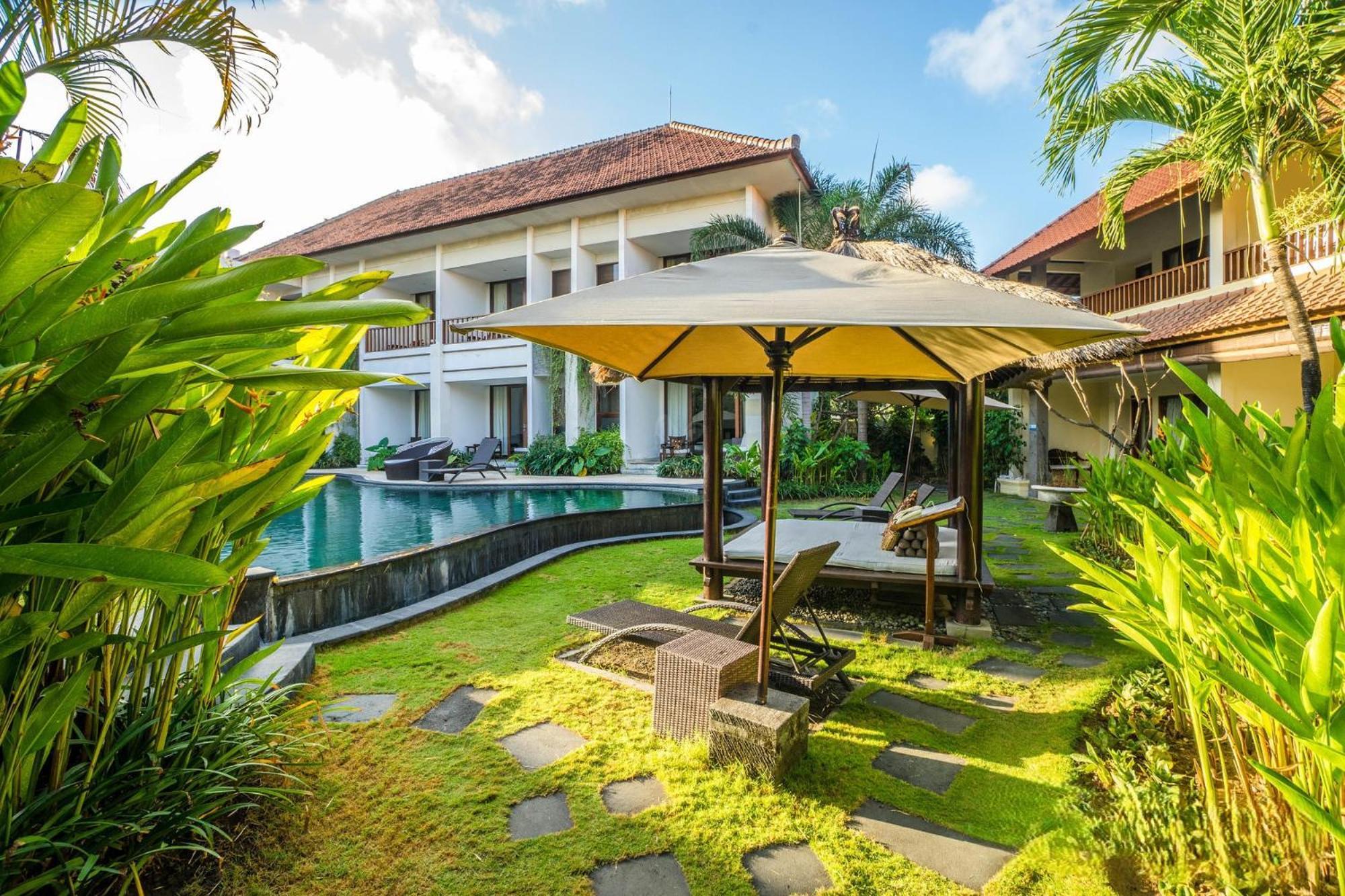 Villa Diana Bali 16 Bedrooms Seminyak  Exterior photo