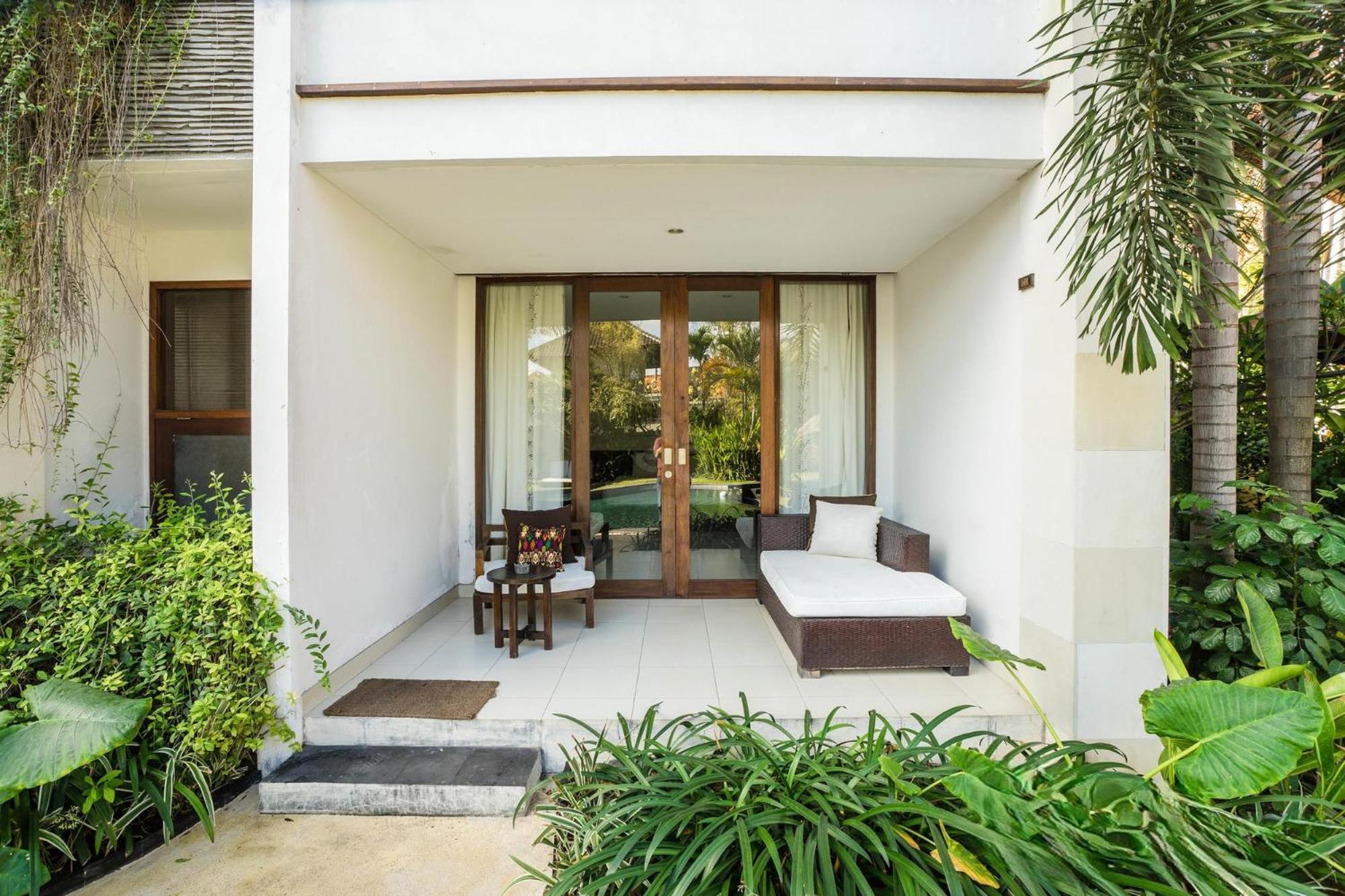 Villa Diana Bali 16 Bedrooms Seminyak  Exterior photo