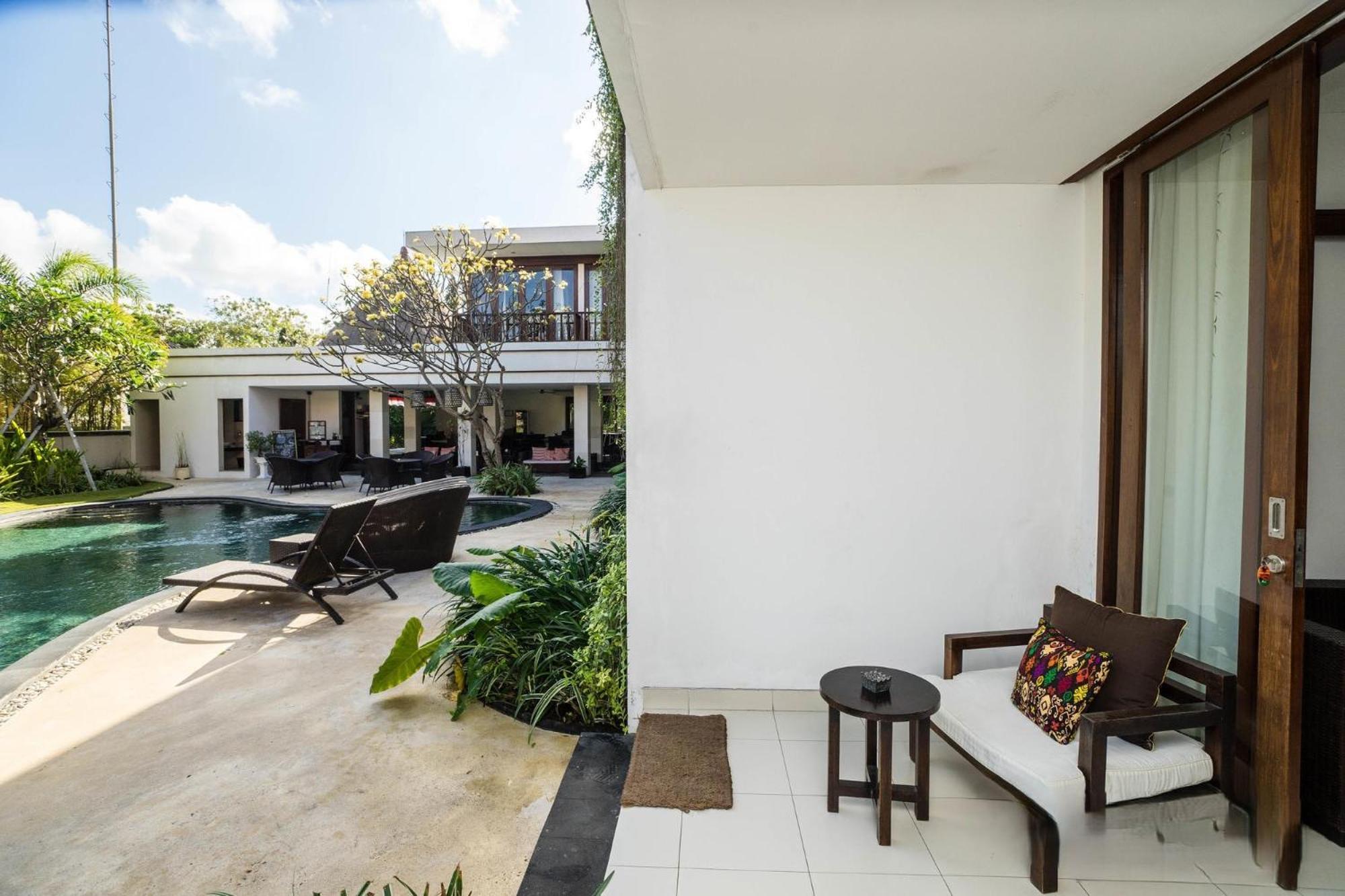 Villa Diana Bali 16 Bedrooms Seminyak  Exterior photo