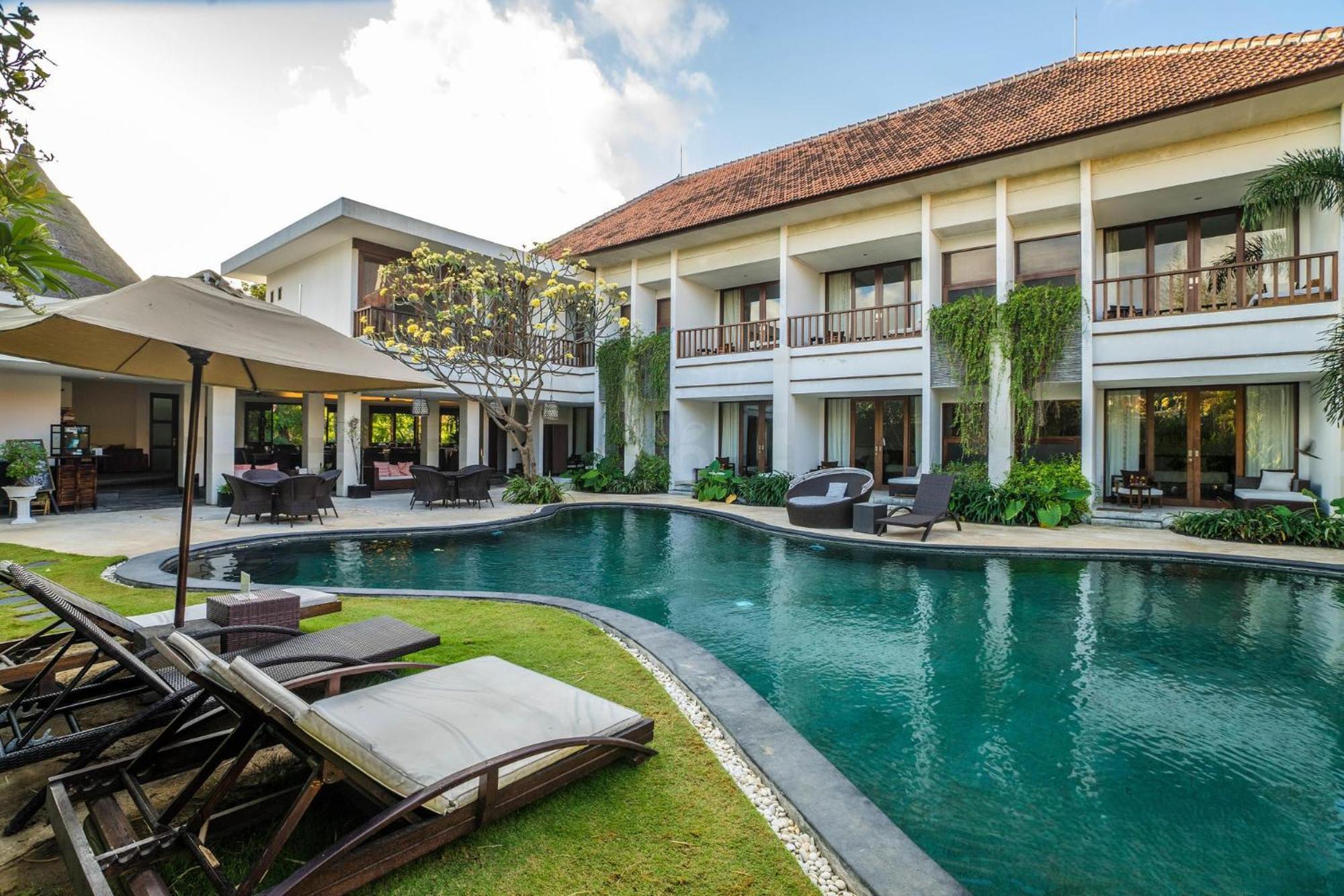 Villa Diana Bali 16 Bedrooms Seminyak  Exterior photo